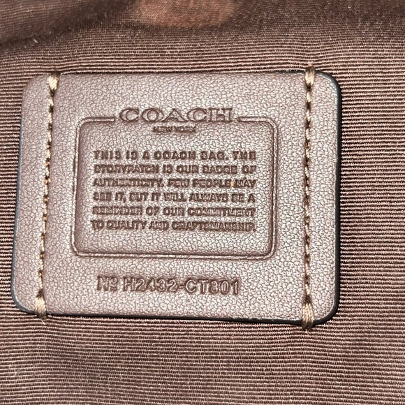 Coach City Bucket Bag in Maple - Picture 3 of 7